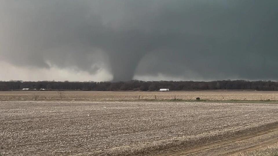 NWS damage survey confirms EF-3 tornado that killed two in Lake Village ...