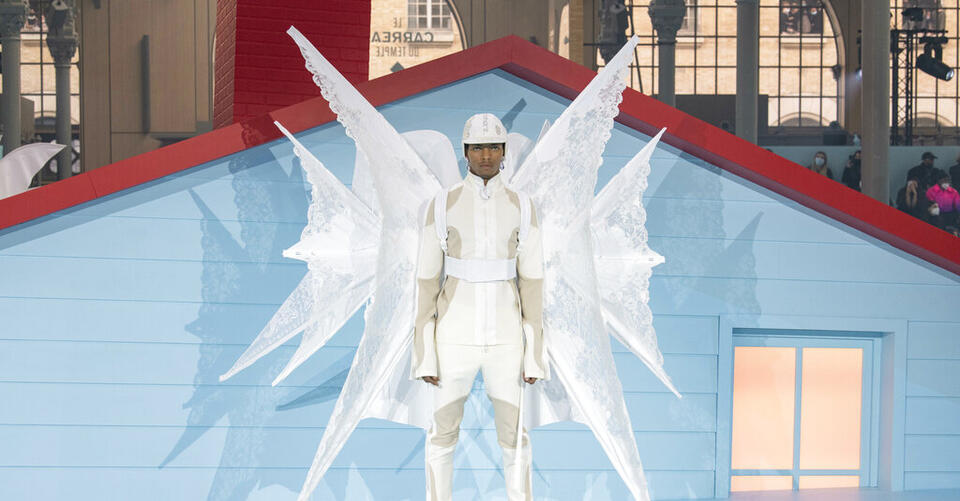 Louis Vuitton Shows Final Virgil Abloh Collection, Curator Stephane Ackermann Dies, and More: Morning Links for January 21, 2022 – NewsBreak