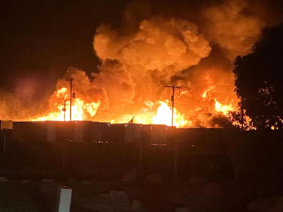 photos-crews-battle-fire-at-salt-lake-city-recycling-facility-that