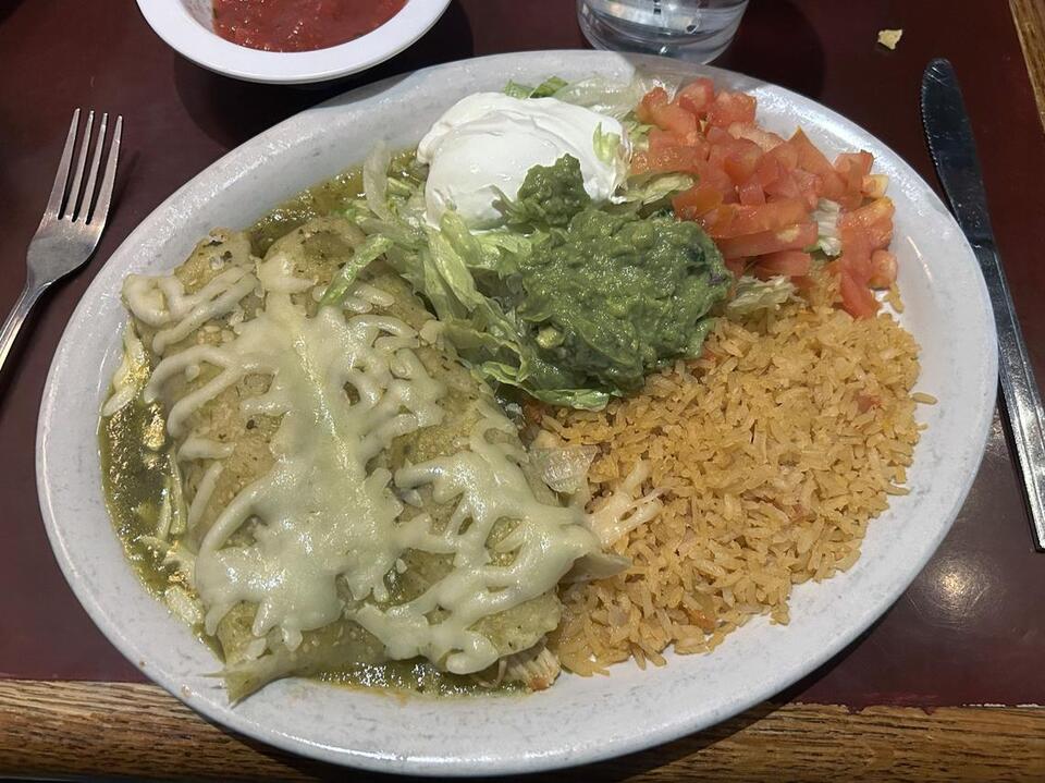 Dockside El Vaquero does not wow or disappoint - NewsBreak
