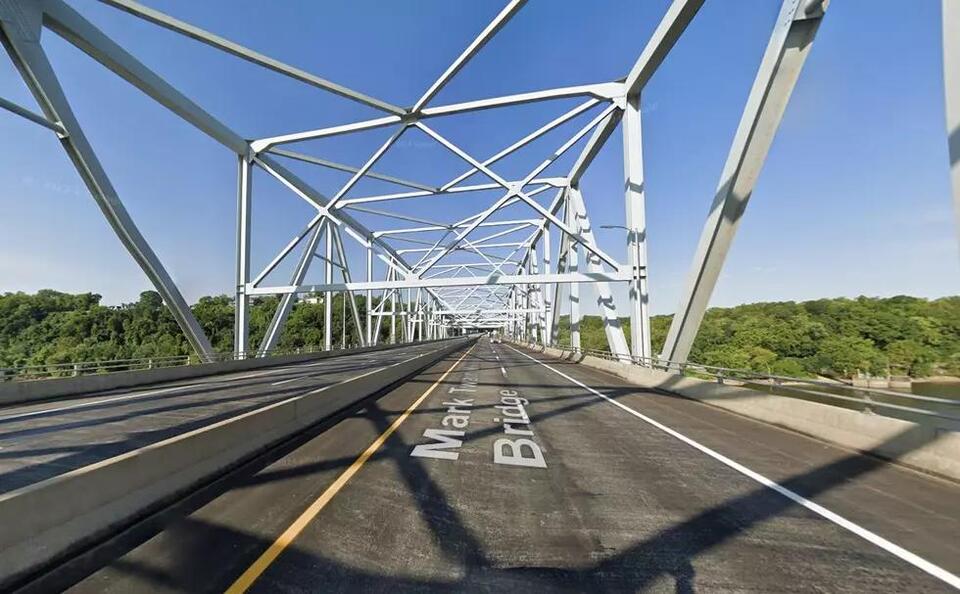 Mark Twain Memorial Bridge Opens to Traffic With Lane Reductions ...