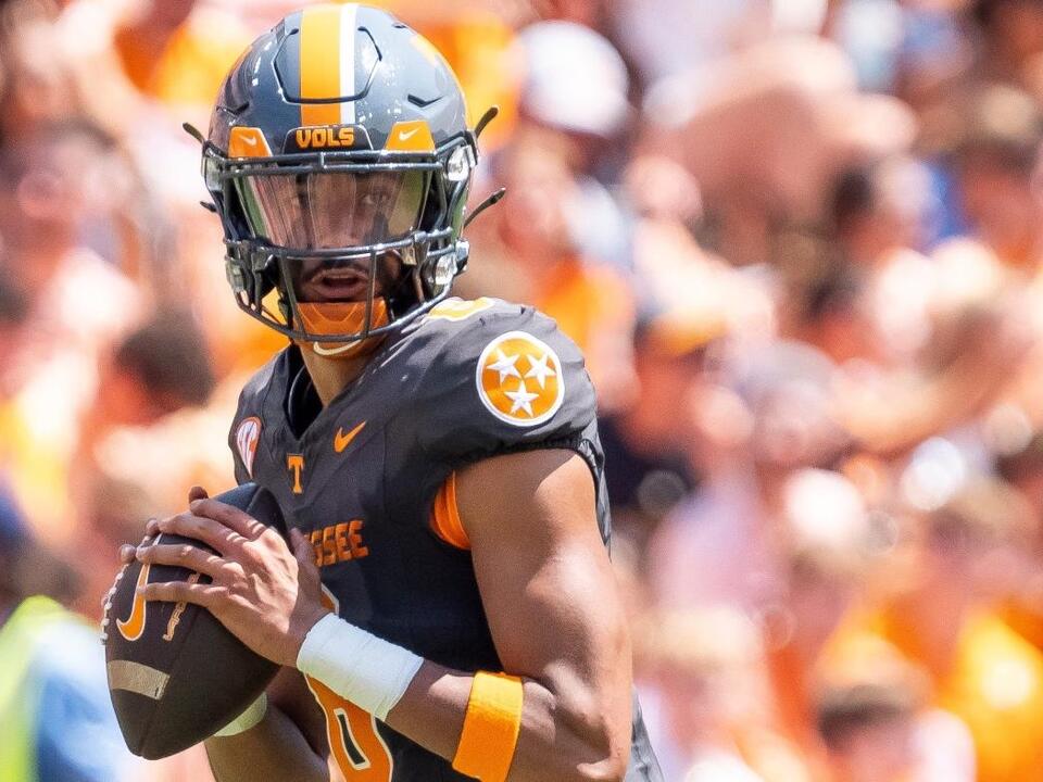 Tennessee vs. Florida odds, spread, line 2024 college football picks