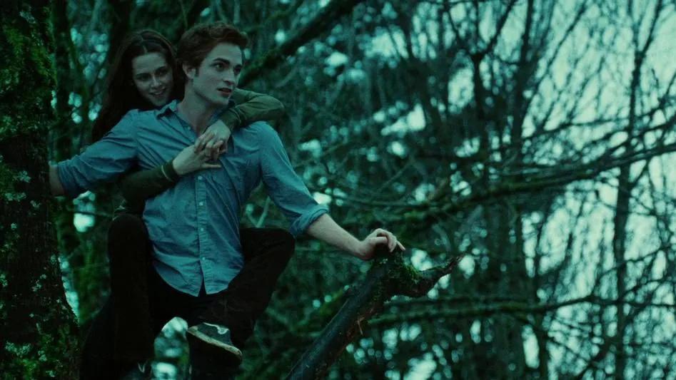Dates Announced For ‘The Twilight Saga’ Theatrical Re-Release - NewsBreak