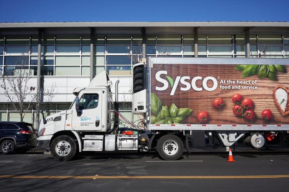 Sysco Puts AI Under Board Oversight, Targets $100 Million in Savings