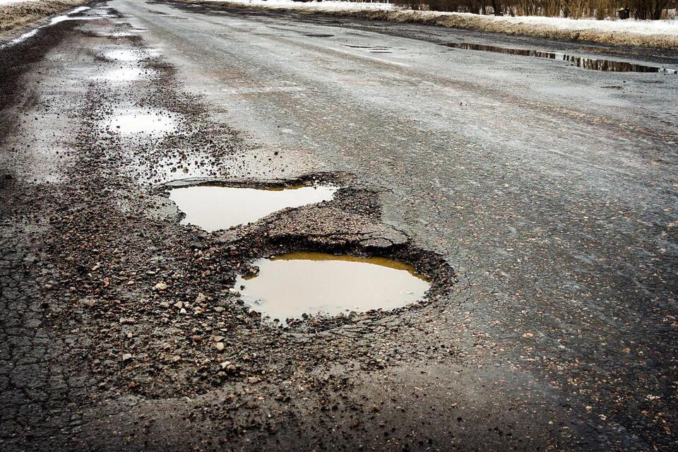 How to Report Potholes and Sinkholes in Evansville - NewsBreak