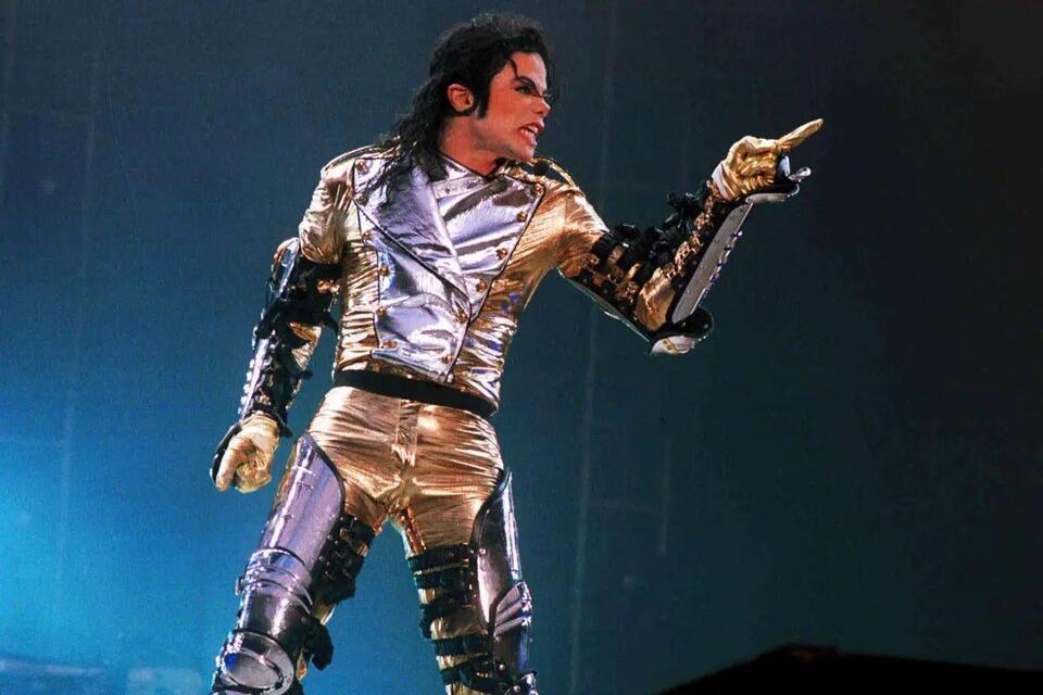 Michael Jackson returns to the big screen with real performances and no ...