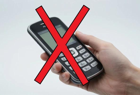 Stitt Signs School Cell Phone Ban into Law
