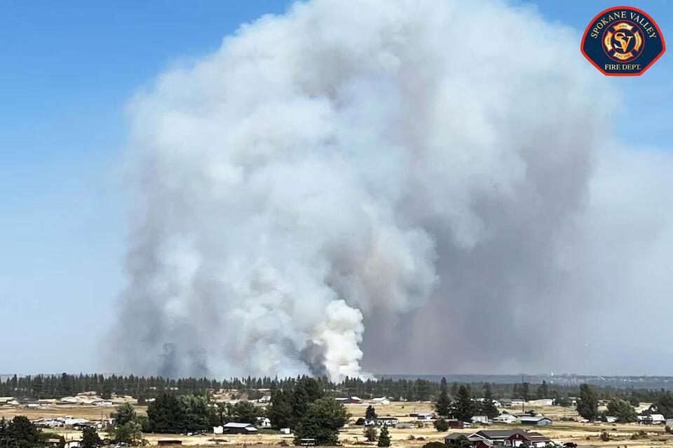 Fast-moving wildfires threaten city of Spokane, WA; National Guard ...