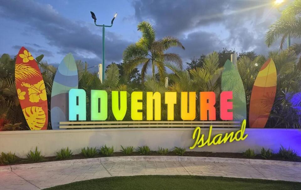 After Dark at AquaGlow: Your complete first-timer’s guide to Tampa’s neon-lit nighttime water park event