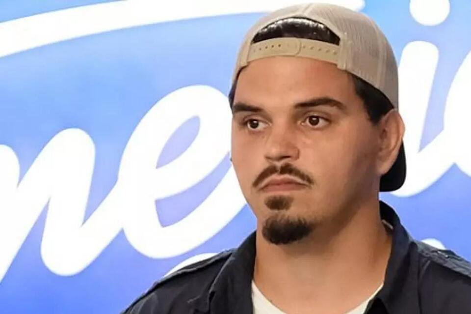 ‘American Idol’ Singing Garbage Man Doug Kiker Dead at 32 - NewsBreak