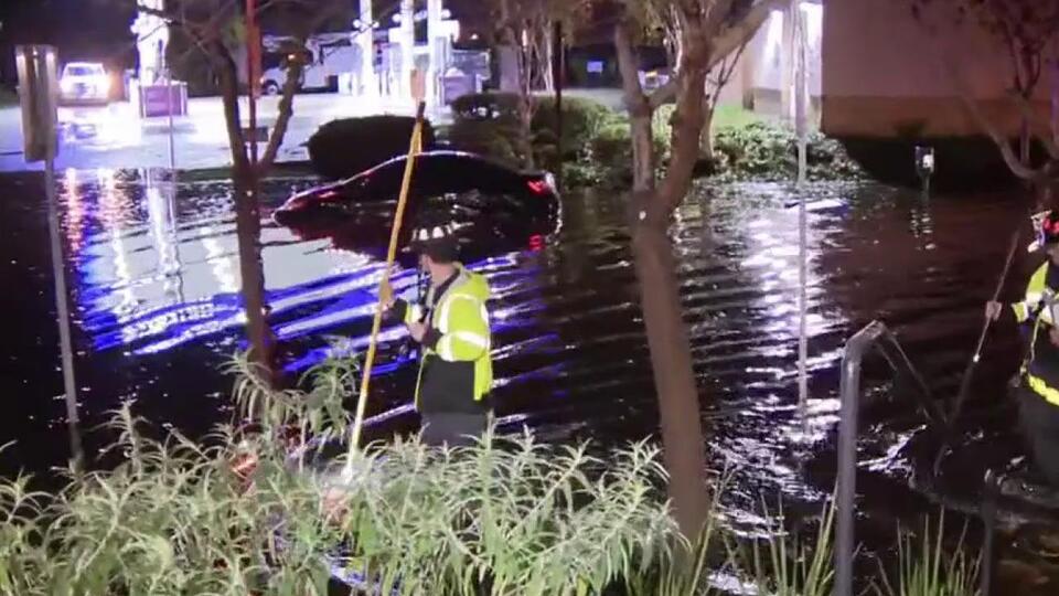 Flooding in Menlo Park neighborhood leads to shelter in place alert