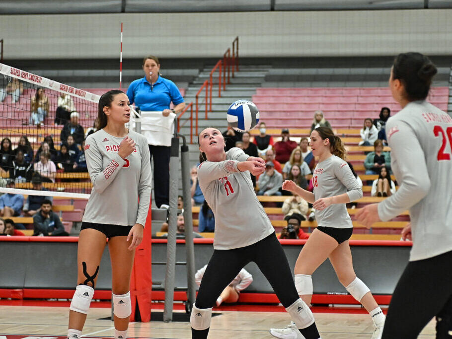 As a College Freshman, Zovko Excels in Division 1 Volleyball