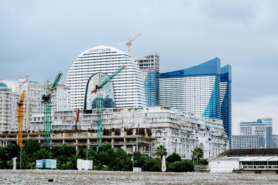 Record 16,000 new hotel projects are in the works globally, led by U.S. and China