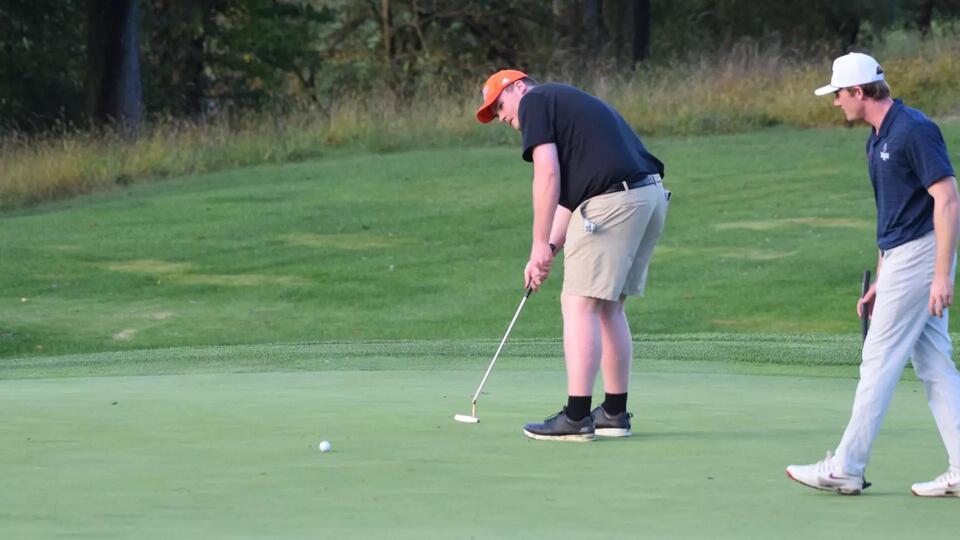 Men’s Golf Ties for Second at Rutgers-Camden Scarlet Raptor Fall ...