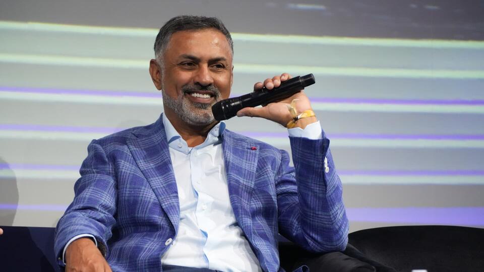 Palo Alto Networks pops 12% on earnings beat as AI fuels cybersecurity urgency