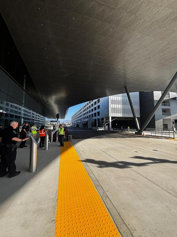 Burbank airport’s upgraded terminal nears opening date—what to expect