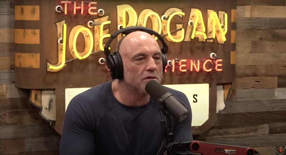 Joe Rogan Argues Establishment Used Pizzagate Shooting to Distract From ...