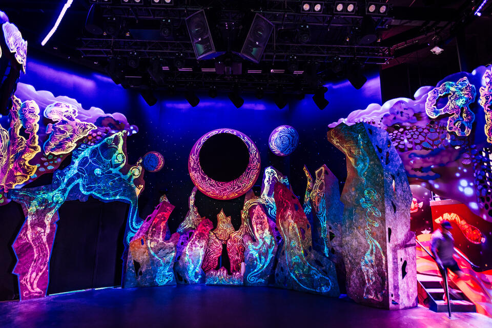 Bun B’s Trill Burgers and Meow Wolf Houston Team Up for a Trippy New ...