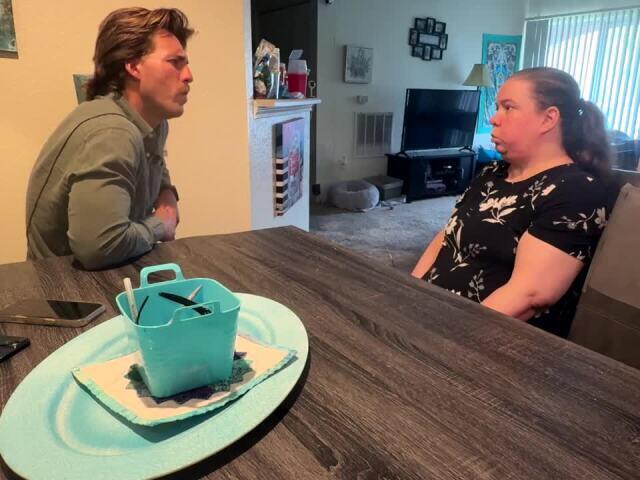'Haven't heard nothing from them': Tenants say apartment complex ignores repairs