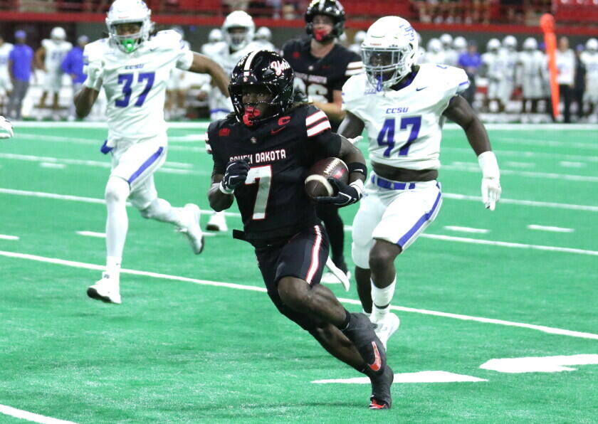 South Dakota 59, CCSU 20 – Coyotes maul Blue Devils