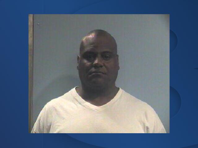 Man arrested after allegedly robbing woman, fleeing scene - NewsBreak