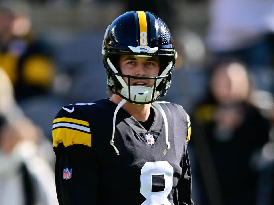 Analyst Blasts Steelers QB Kenny Pickett, Compares Him to Zach Wilson