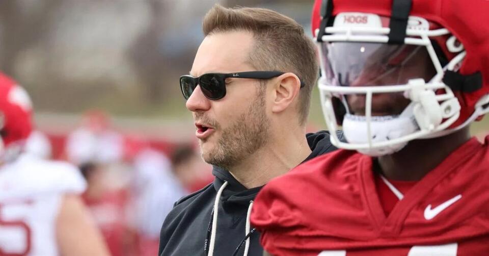 Arkansas extends late 2027 instate offer