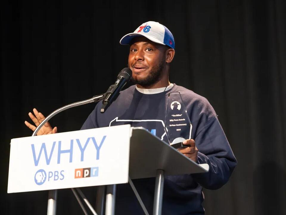 Billy Penn celebrates 10th anniversary with its fans, its heroes, and a