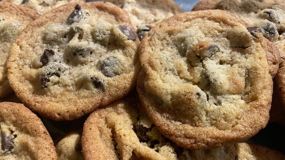 Crumbl cookie chain closed 57 locations in 2026, franchisee owners file ...