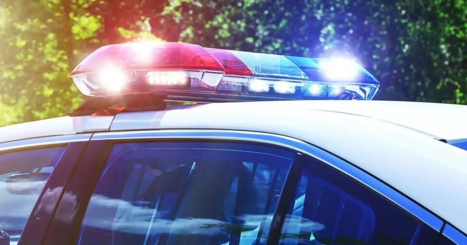 Vehicle fire in Whitpain Township prompts road closures on Penllyn Blue ...