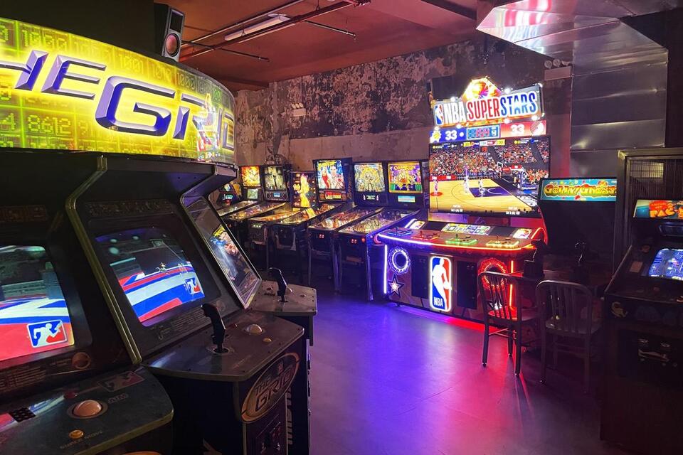 Manhattan’s Biggest Arcade and Bar Is Open Downtown - NewsBreak