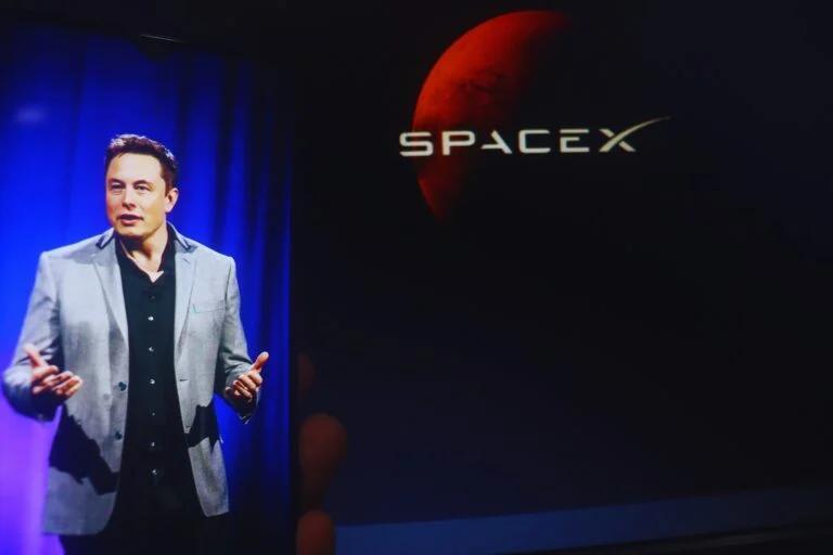Could Elon Musk’s Political Activity Become a Risk for SpaceX (SPCX ...