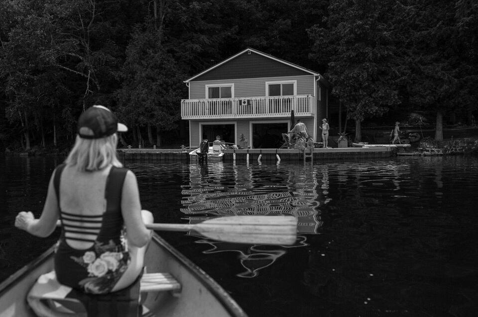 Lake Vacations Are Back — and What Drove the Comeback Reveals Something About Where American Travel Is Heading