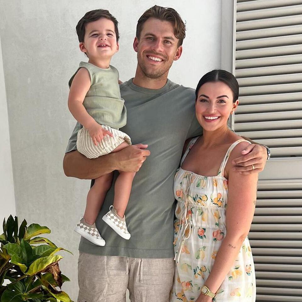 Bachelor Nation's Tia Booth Is Pregnant, Expecting Baby No. 2 With