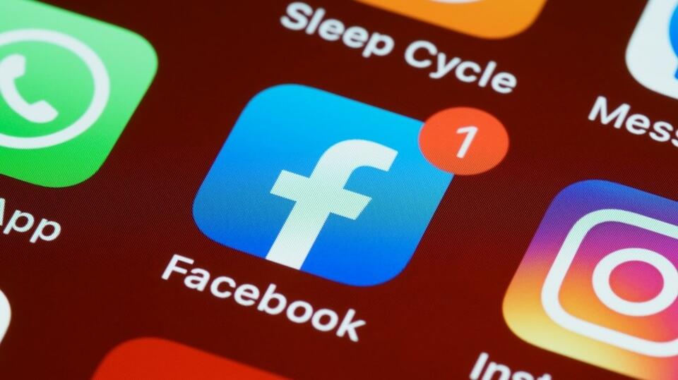Spotting Social Media Shopping Scams: Warning Signs and Tips - NewsBreak