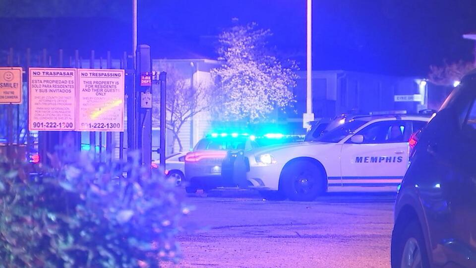 15-year-old boy killed after shooting at Hickory Hill apartment complex ...
