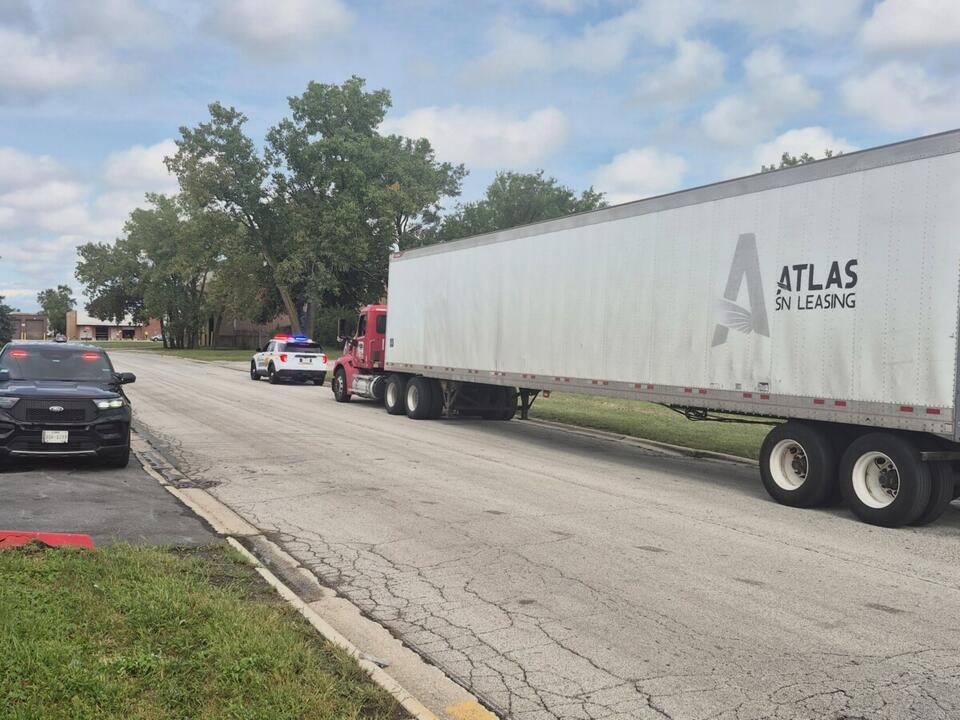Cargo thieves used cloned shipping documents to reroute semi trailer ...