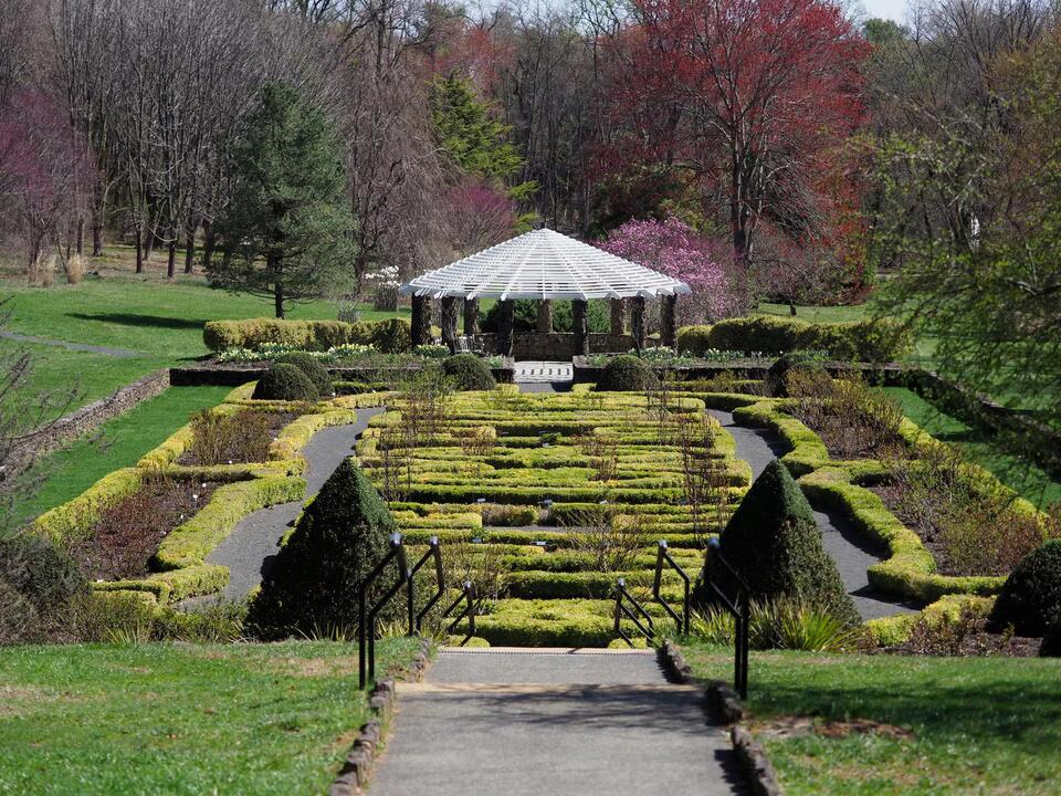 Mobster Vito Genovese's NJ legacy lives on at Deep Cut Gardens - NewsBreak