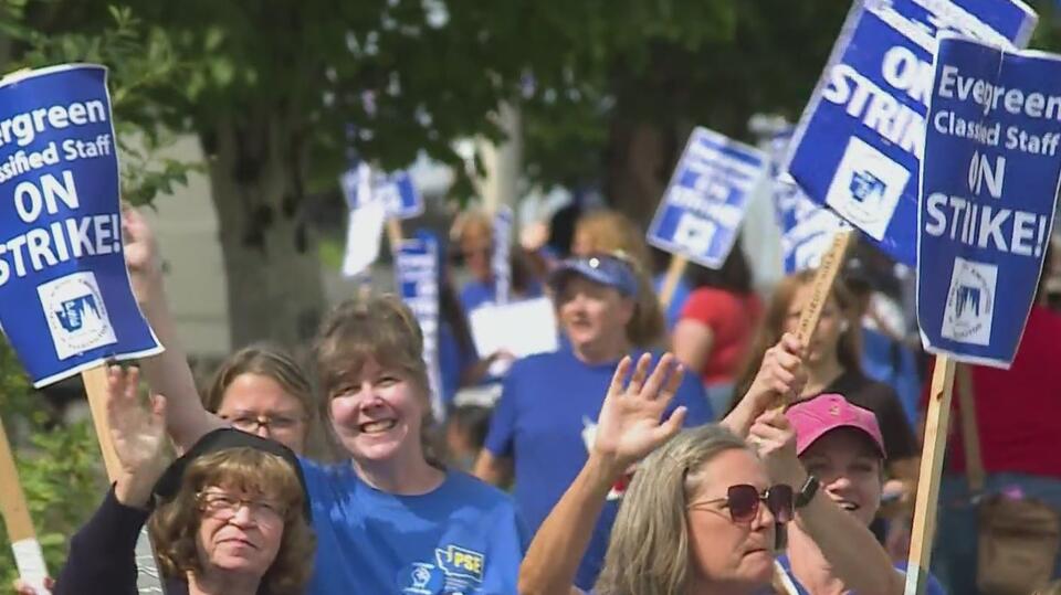 Class canceled Friday for Evergreen Public Schools as union members ...