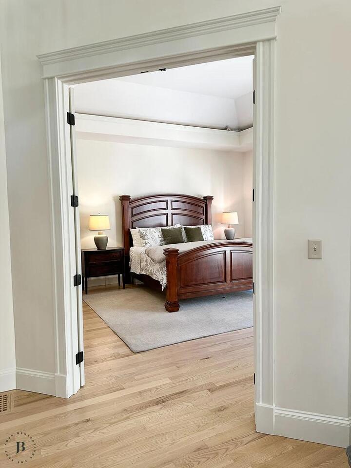 Refinish Red Oak or Replace With White Oak? Here’s What It Actually Cost Us