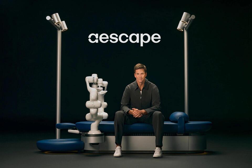 Tom Brady, Aescape Launch AI-Powered Massage & Recovery Protocols ...