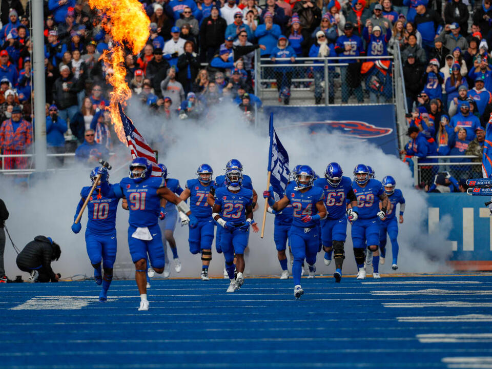 5 Best Bowl Picks Against The Spread, December 15 Games 4. UCLA vs