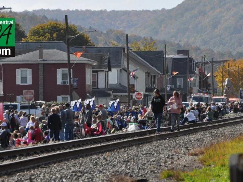 Flaming Foliage Festival is happening this weekend
