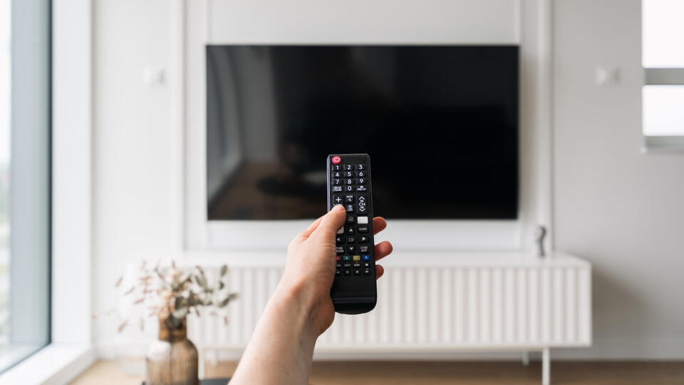 Does opting out of smart TV tracking work? Research finds “suspicious ...