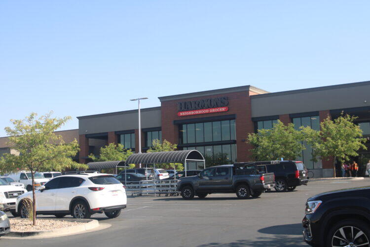 Harmons planning to open new grocery store in Spanish Fork - NewsBreak