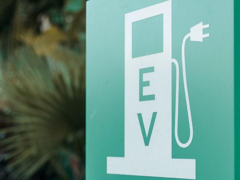 Indian Wells to add five electric vehicle charging stations