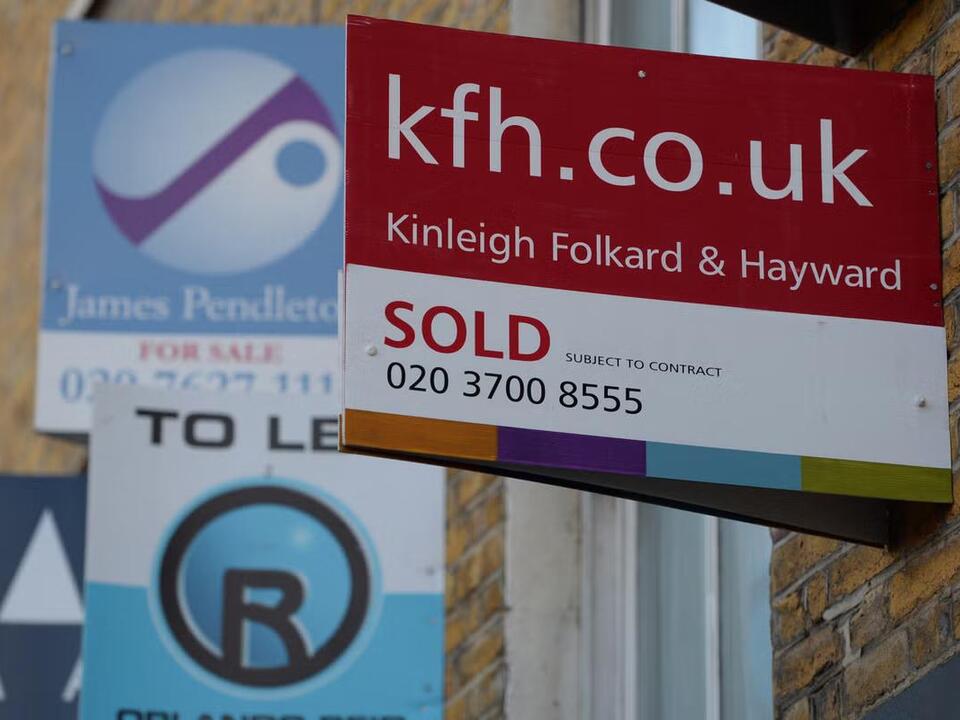 UK’s largest mortgage lender to allow firsttime buyers to borrow 5.5