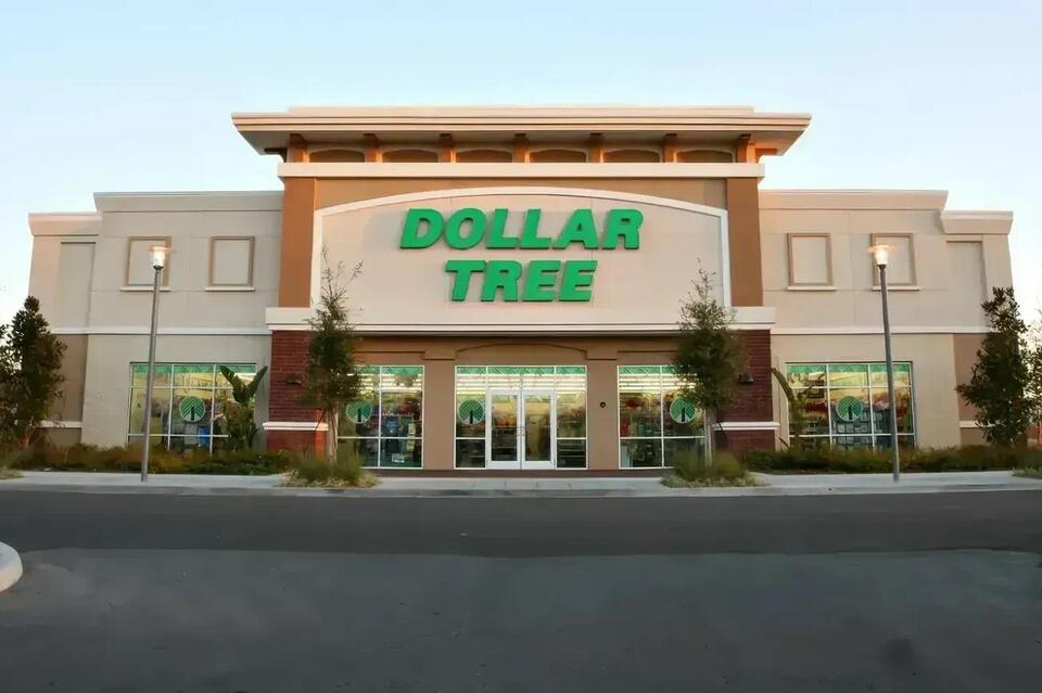 Dollar Tree marks 40th anniversary with 9,500th store opening, $40M ...