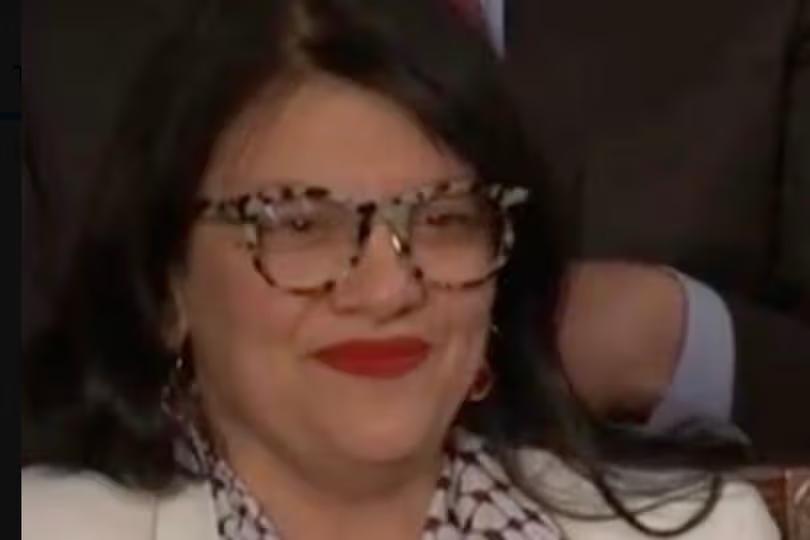 Fox News cuts away as 'f--- ICE' protest interrupts State of Union ...