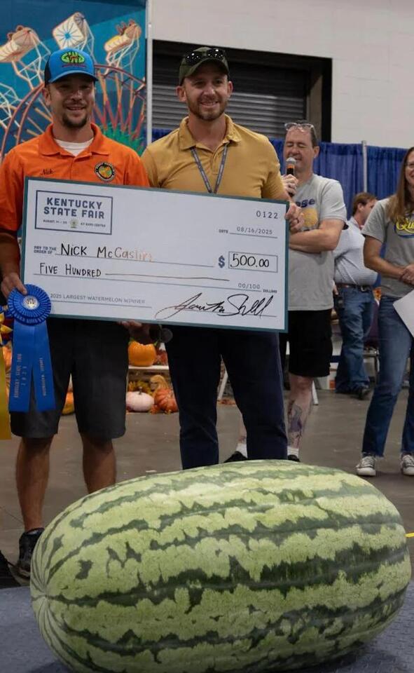 Kentucky State Fair crowns largest watermelon and largest pumpkin ...